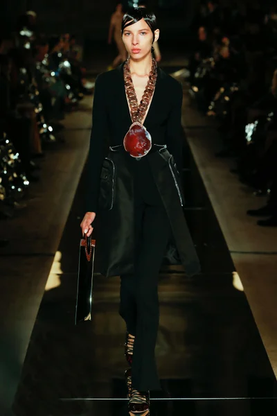 Look 6